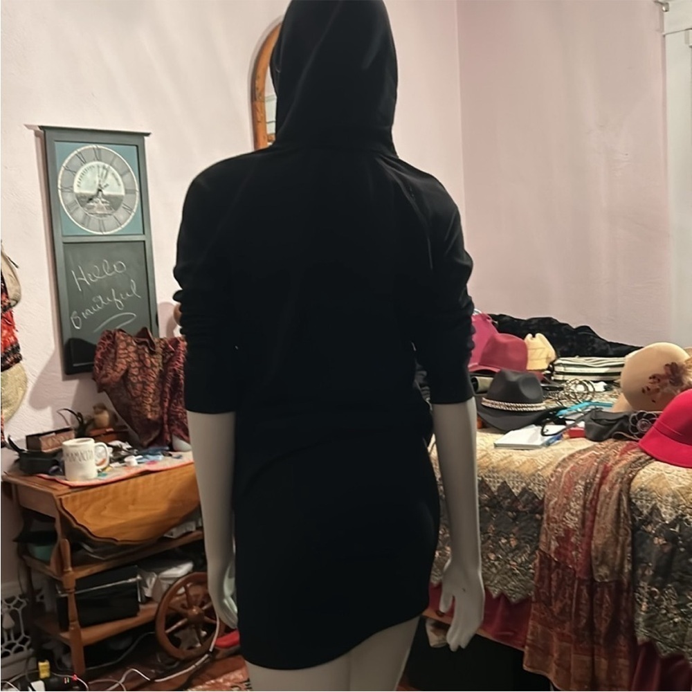 Stylish Black Campfire Hoodie size small - Picture 10 of 12